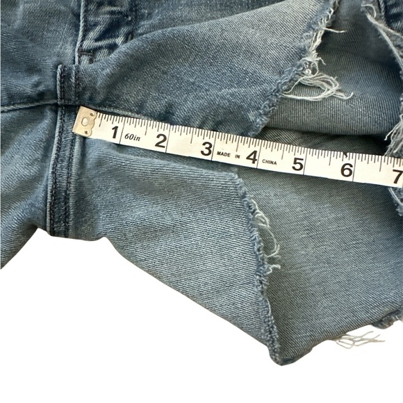 Judy Blue Women's Light Blue Distressed Jean Shorts size 26 - Picture 4 of 5